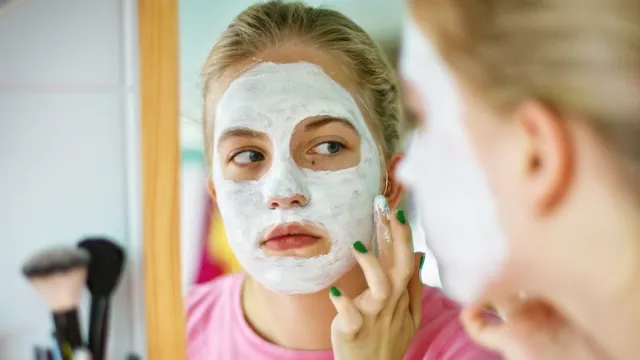 How to Get Rid of Acne Fast at Home